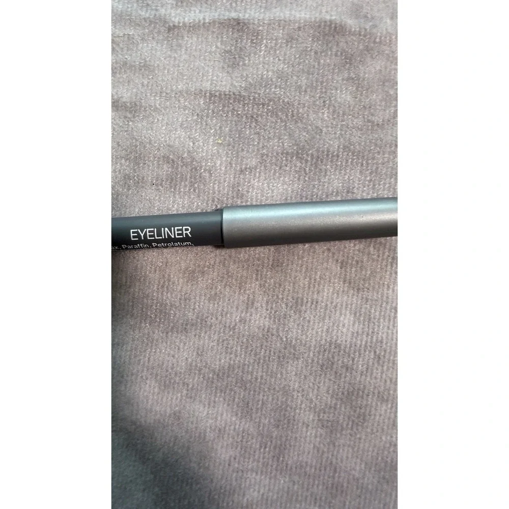 OFRA Eyeliner Pencil In GREEN GO 1.2g/.04oz Full Size